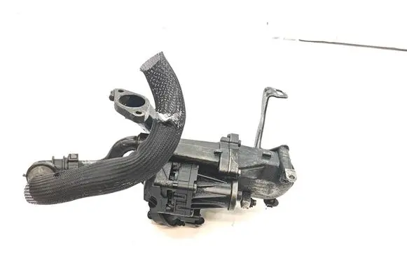 Ford Focus EGR valve cooler PLH19206A