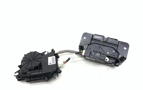 Tailgate/trunk/boot lock/catch/latch