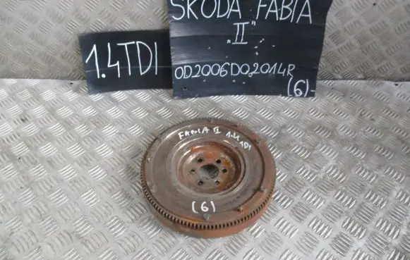 Skoda Fabia Mk2 (5J) Flywheel 046105273D