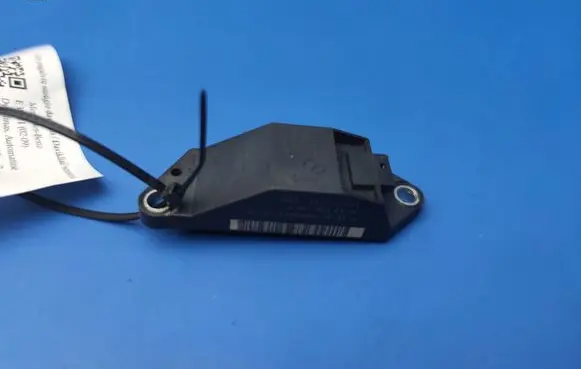 Mercedes-Benz E W211 Airbag deployment crash/impact sensor A0018209326 25571179A4