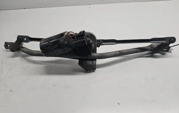 Audi A4 S4 B5 8D Front wiper linkage and motor 8D1955023F