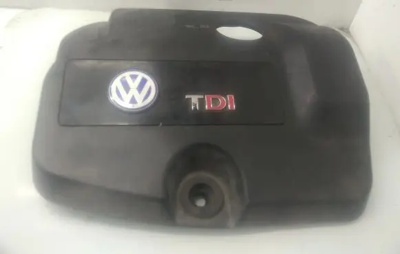 Engine cover (trim)