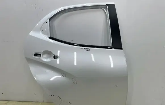 Mazda 2 Rear door 