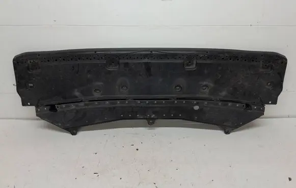 Suzuki Celerio Front bumper skid plate/under tray 7141184M0