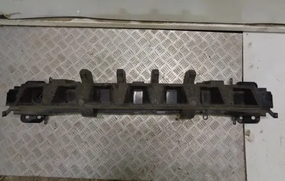 Skoda Yeti (5L) Front bumper cross member