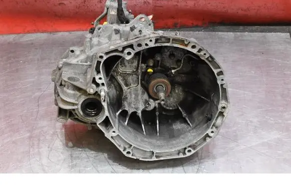 Renault Megane II Manual 6 speed gearbox ND0014