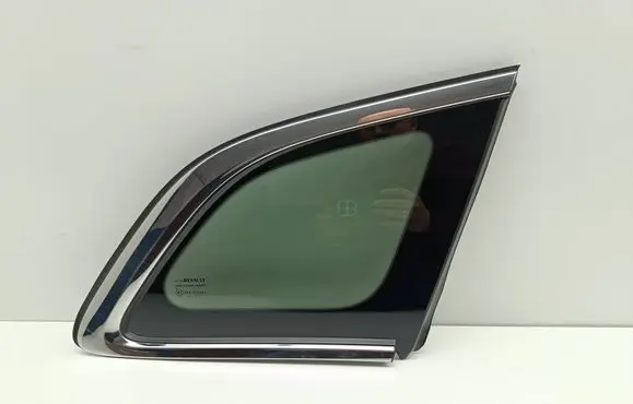 Renault Kadjar Rear side window 833069655R