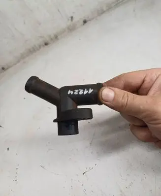 Volkswagen Transporter - Caravelle T4 Engine coolant pipe/hose