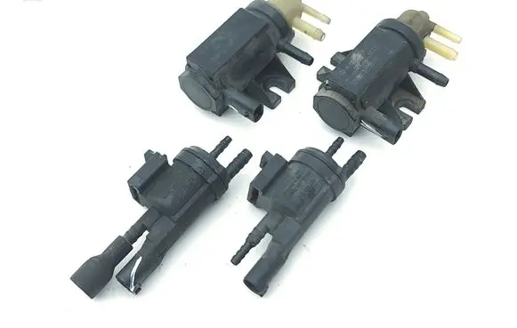Mercedes-Benz CLS C218 X218 Vacuum valve 0025407097 A0091533128