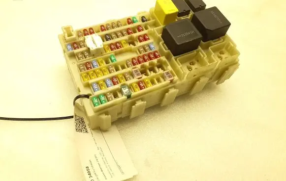 Nissan Qashqai J12 Fuse module 252308990A