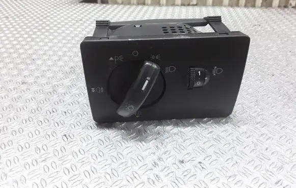 Ford Focus C-MAX Light switch 4M5T13A024LA