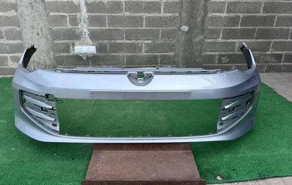 Volkswagen Golf VIII Front bumper 