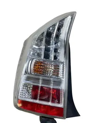 Toyota Prius (XW30) Rear/tail lights P8007