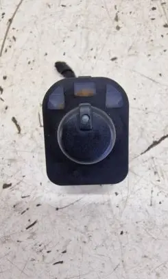 Audi A4 S4 B6 8E 8H Wing mirror switch 8E0959565