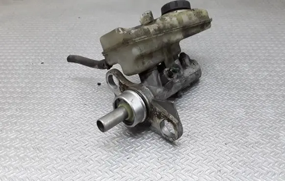Renault Megane II Master brake cylinder 320671112