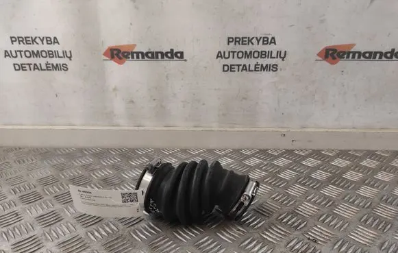 Air intake hose/pipe