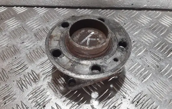 Volvo S80 Rear wheel hub