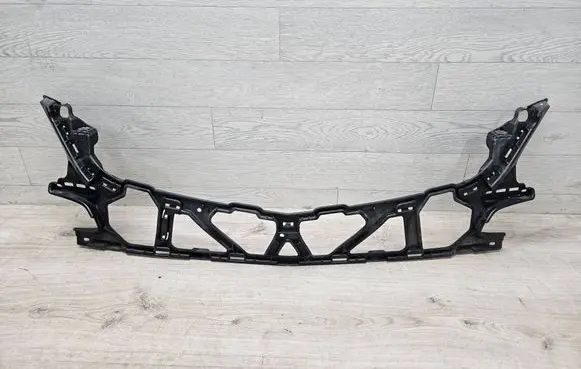 Mercedes-Benz E W212 Front bumper mounting bracket A2128853965