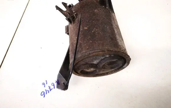 Active carbon filter fuel vapour canister