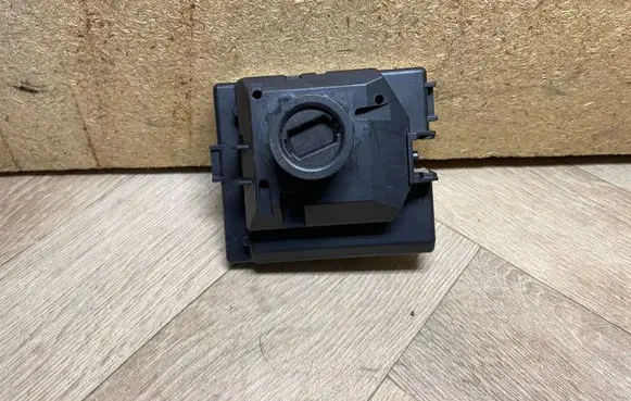 Mercedes-Benz C W205 Ignition lock A2059007121 2059007121