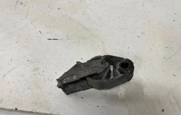 Muffler mount bracket/holder