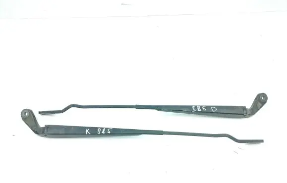 Chrysler Voyager Windshield/front glass wiper blade 04717365B 4717364B