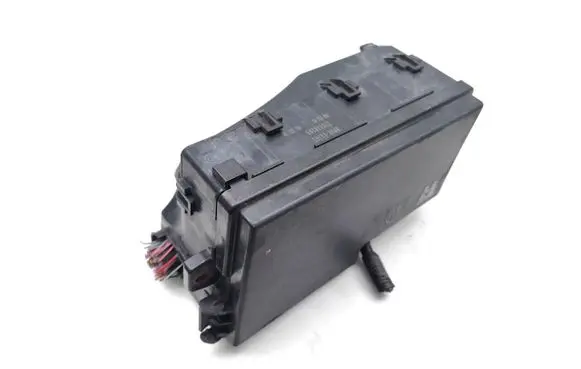 Mazda 3 I Fuse module BP4K66765 3M5T14A142AB 518819109