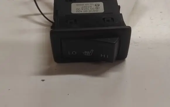 Mazda 6 Seat heating switch GS1E66420 03101400 K1827