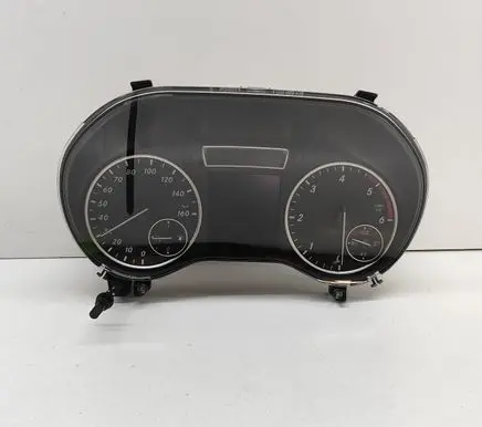 Mercedes-Benz A W176 Speedometer (instrument cluster) A1769002603 A1769011402