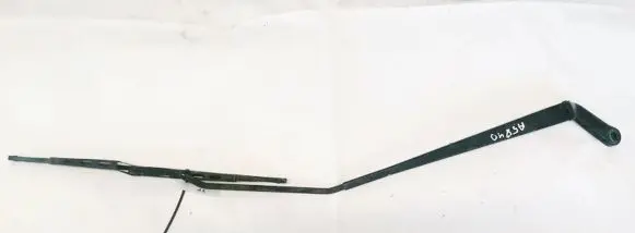 Peugeot 206 Front wiper blade arm