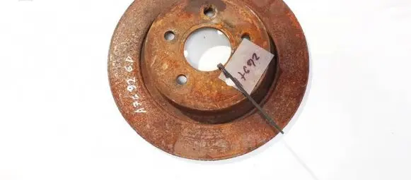 Volvo S40 Rear brake disc neventiliuojamas