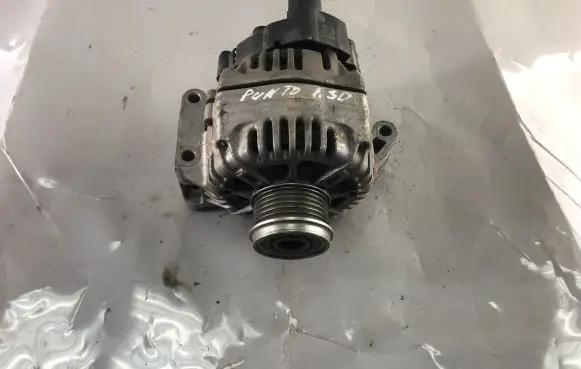 Fiat Punto Evo Generator/alternator 51784845 2543477A 310068914