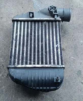 Audi A6 S6 C6 4F Intercooler radiator 4F0145805T