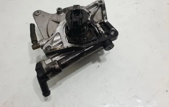 Vacuum pump