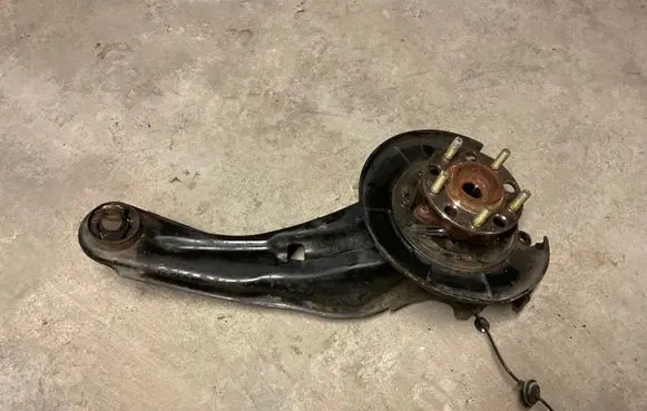 Dodge Caliber Rear wheel hub spindle/knuckle 715ACA94569G