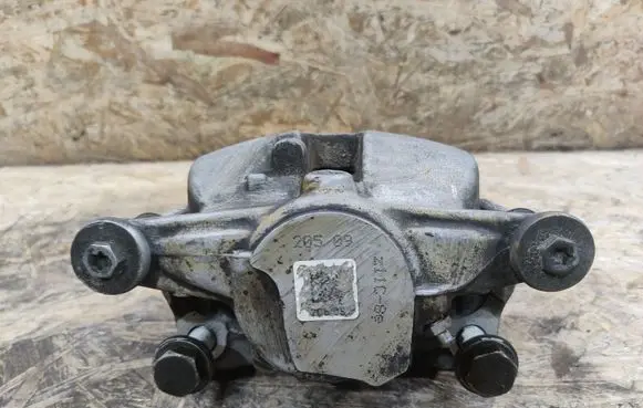 Mercedes-Benz C AMG W205 Front brake caliper 50103F 50108C 20509