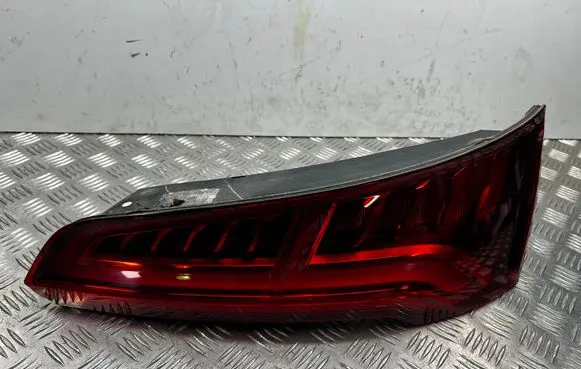 Audi Q5 SQ5 Tailgate rear/tail lights 80A945094B
