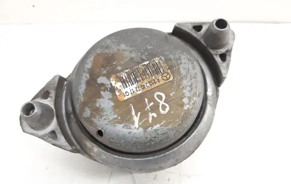 Mercedes-Benz E W212 Engine mount bracket A2122407217