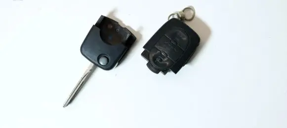 Audi A6 S6 C5 4B Ignition key/card 4D0837231A