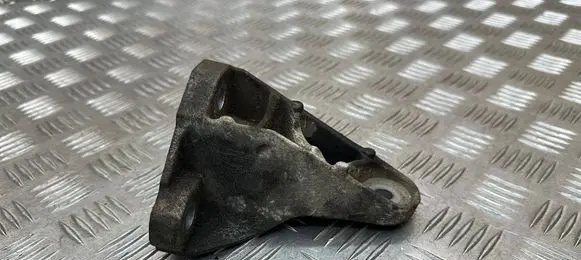 Jaguar XJ X351 Engine mounting bracket 5R836061BA