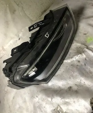 Audi Q3 8U Headlight/headlamp 4g0907697d