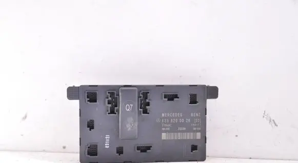 Mercedes-Benz Vito Viano W639 Door control unit/module 6398200026