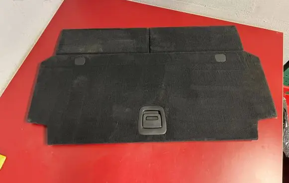 Trunk/boot floor carpet liner