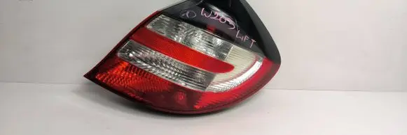 Mercedes-Benz C W203 Rear/tail lights A2038202664