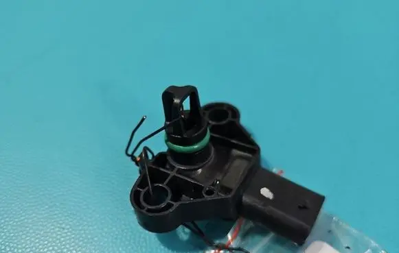 Skoda Kamiq Air pressure sensor 04E906051N IMPRK1544302