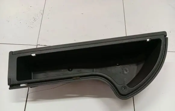 Nissan Murano Z50 Glove box 84979CA000