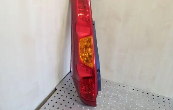 Nissan X-Trail T31 Rear/tail lights 22063929