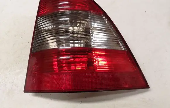 Mercedes-Benz C W203 Rear/tail lights 22335600