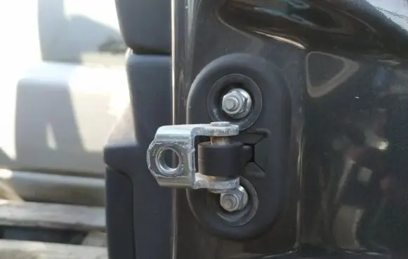 Fiat Bravo Rear door check strap stopper