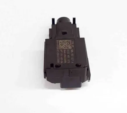 Volkswagen Golf VIII Oil temperature sensor 6PT014401 5WA907527A